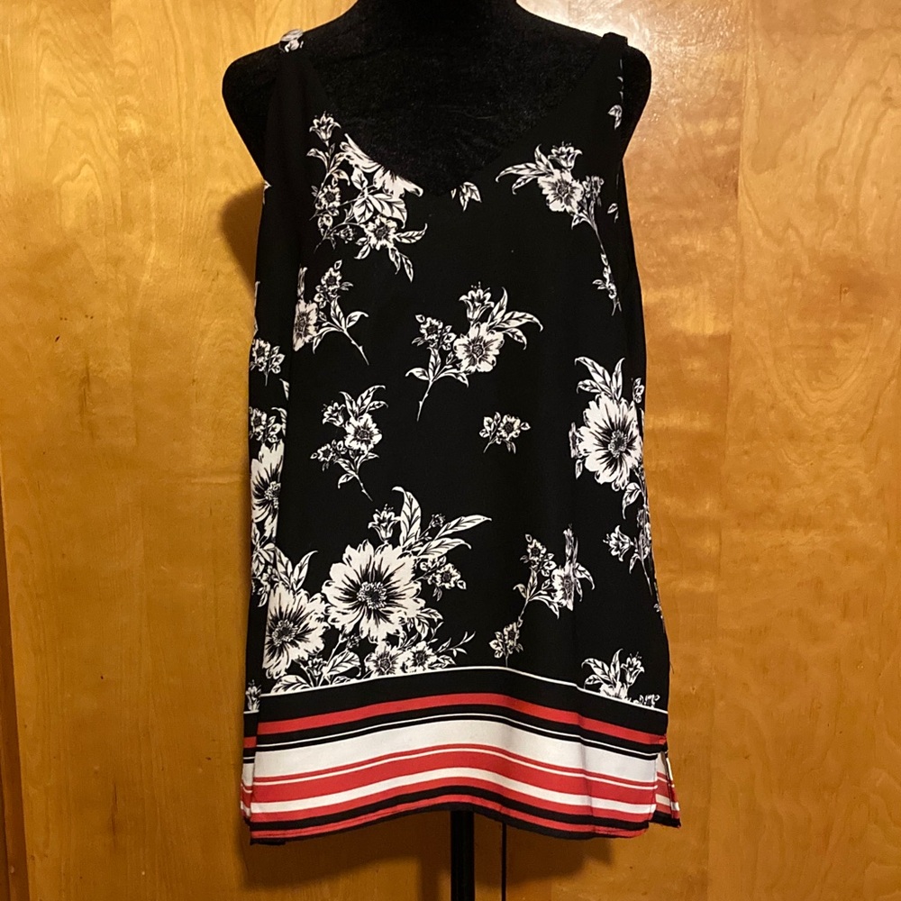 Roz & Ali Black Floral Top with Striped Hem